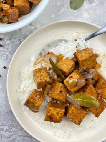 tofu adobo with rice
